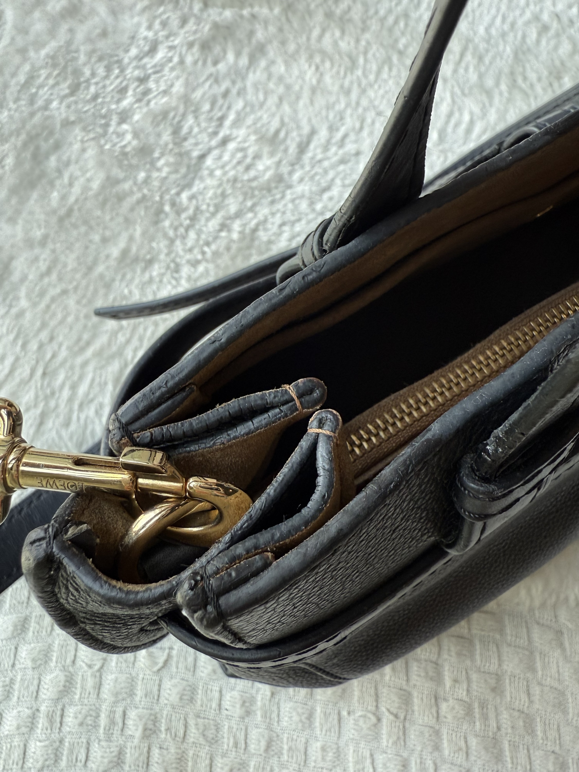 Loewe small gate top handle bag - Image 7