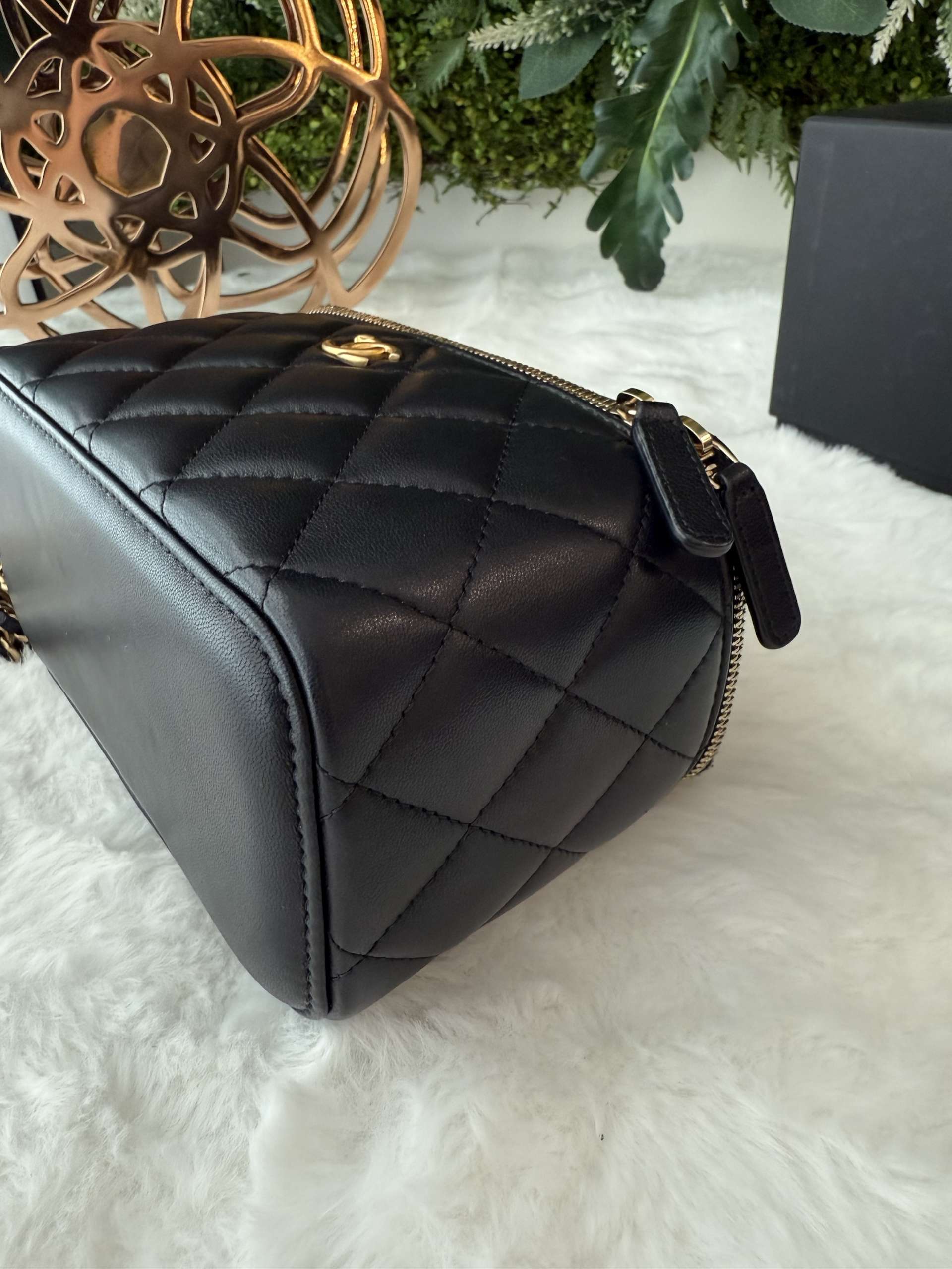 chanel vanity gold crush - Image 8