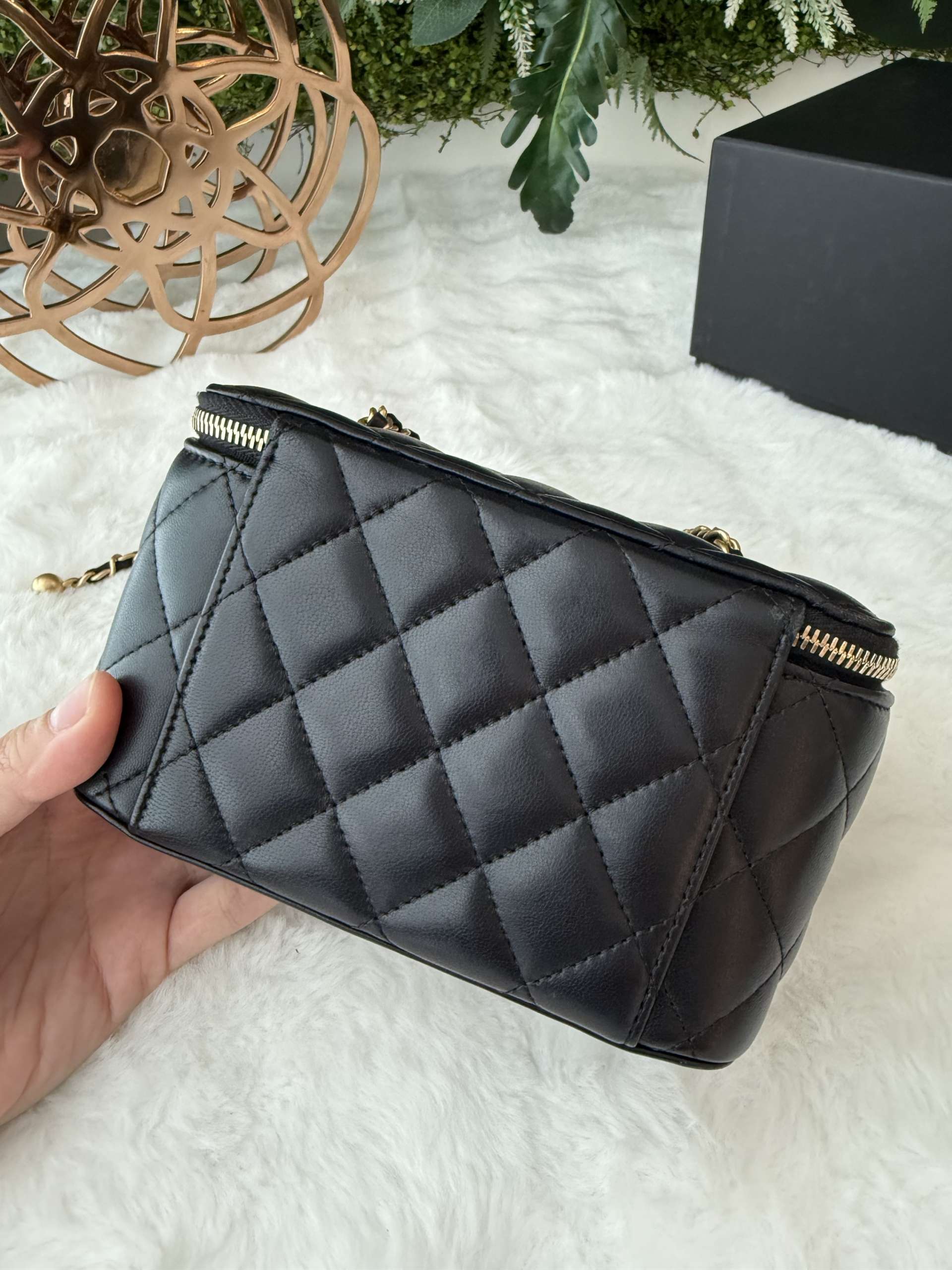 chanel vanity gold crush - Image 12