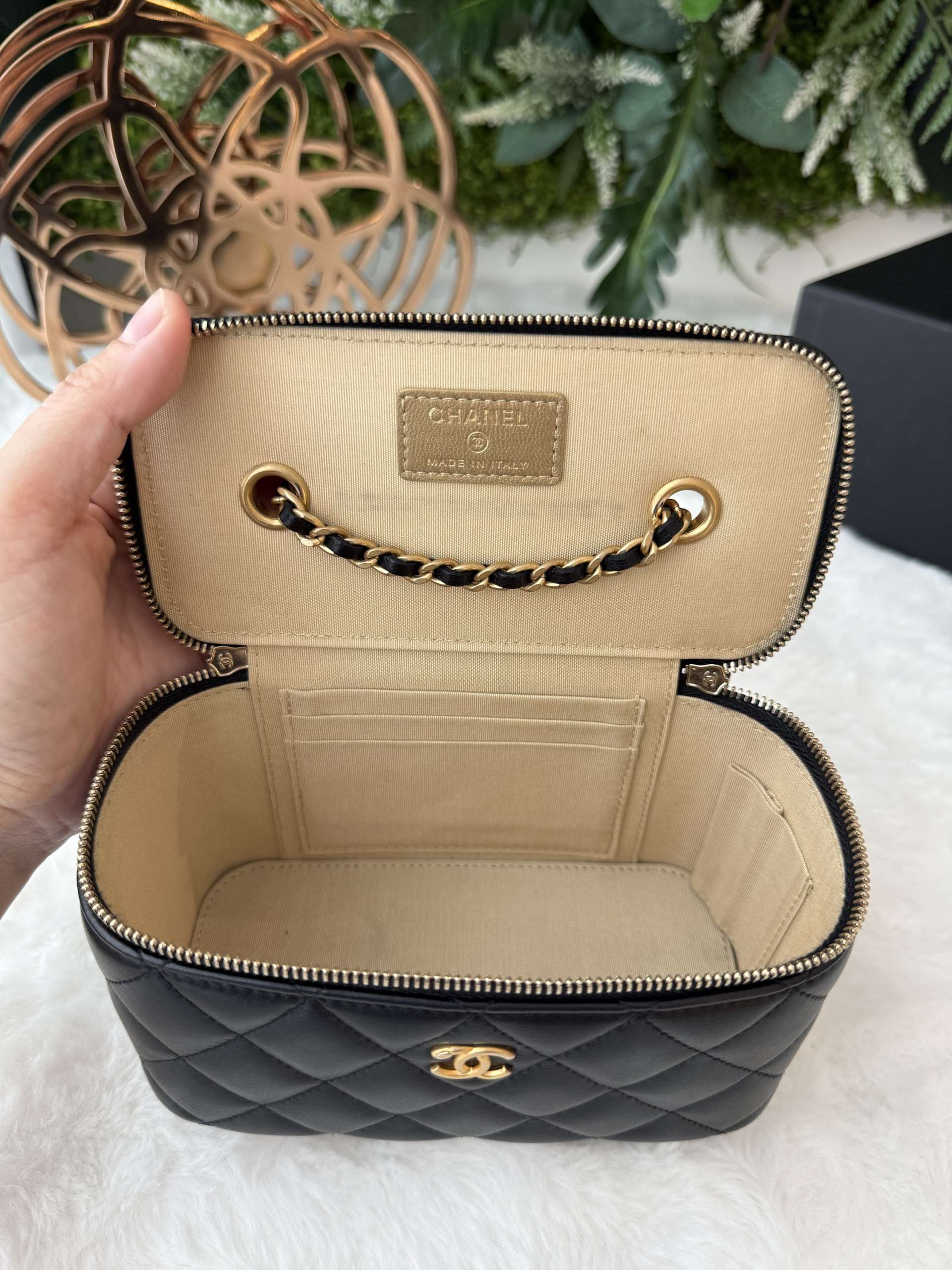 chanel vanity gold crush - Image 4