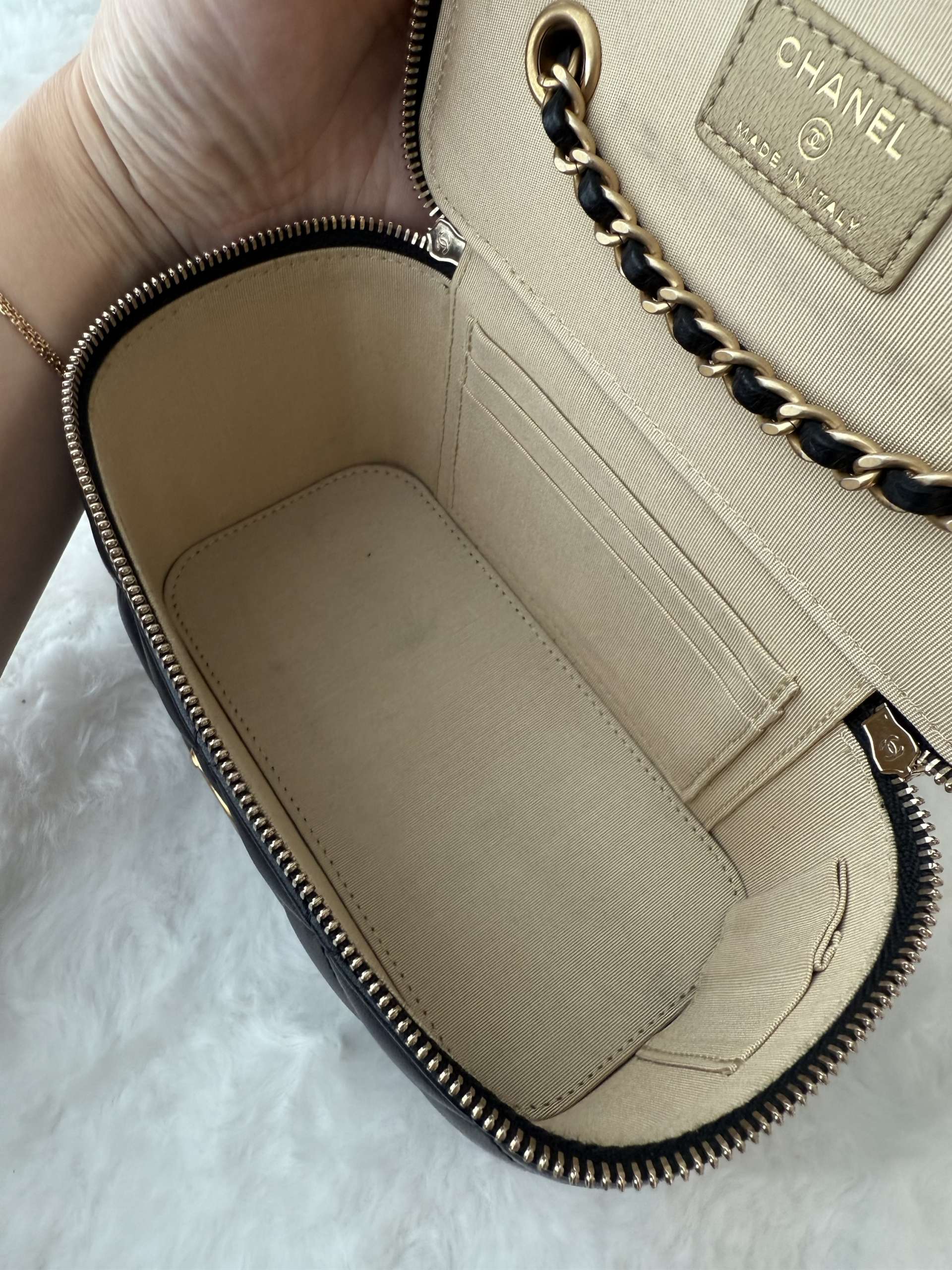 chanel vanity gold crush - Image 6