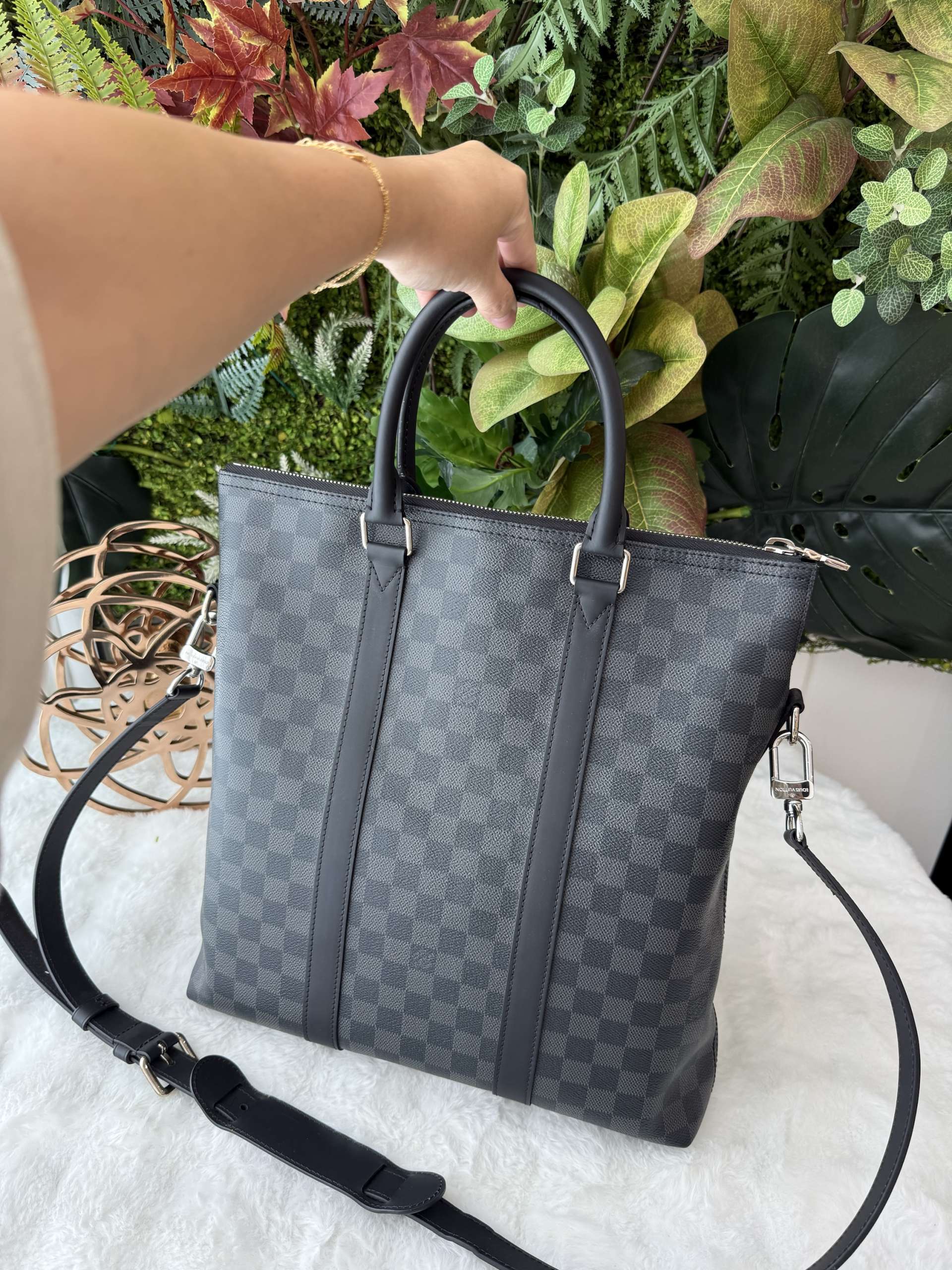 Lv anton documents bag - Image 11