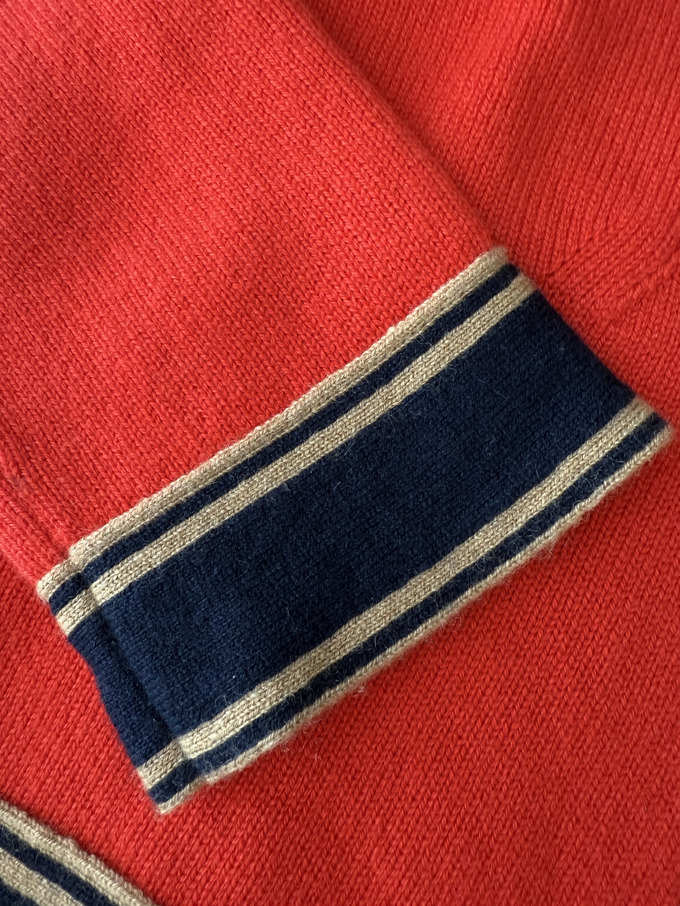 Chanel cashmere v- neck cardigan - Image 4