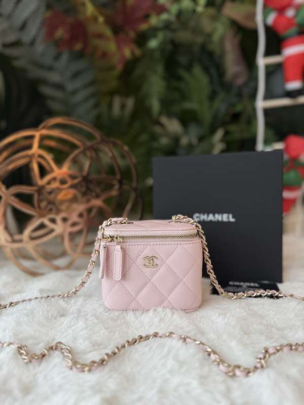 Chanel mini vanity case