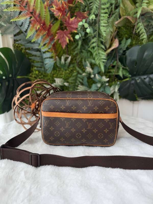 Lv reporter bag