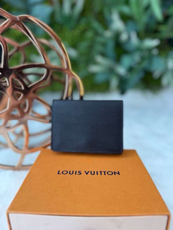 Lv epi card holder