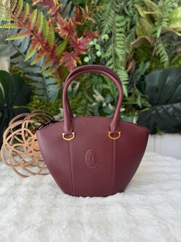 Cartier must de bordeaux burgundy