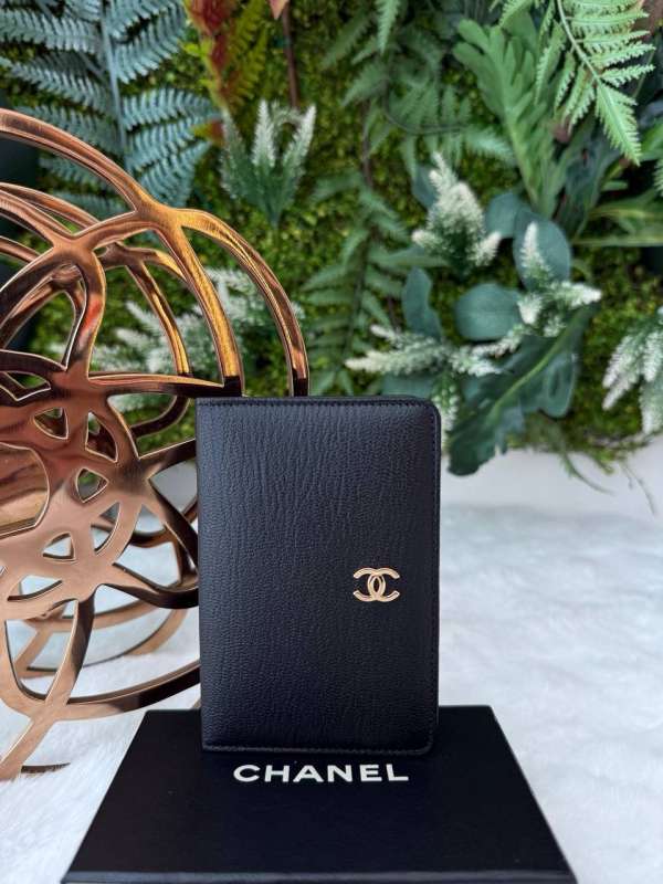 Chanel card holder