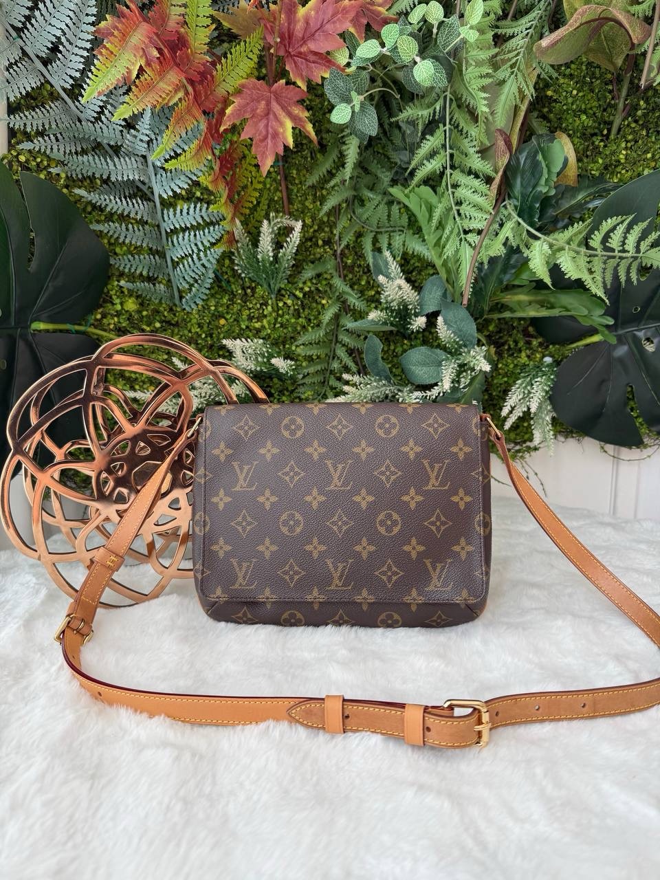 Lv musette tango shoulder bag