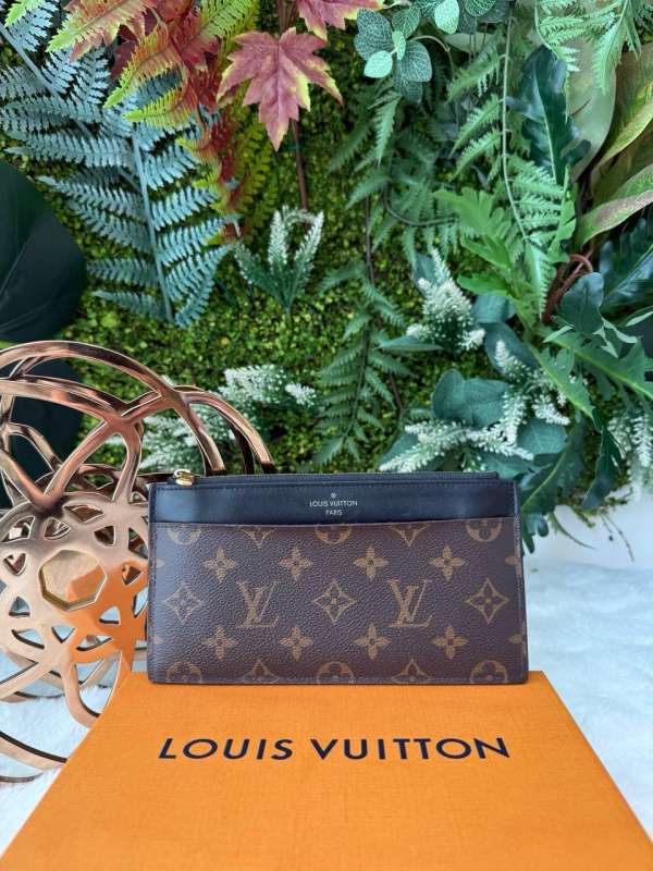 lv slim purse