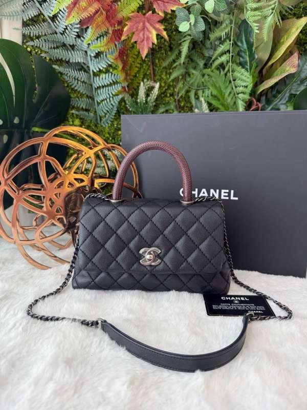 Chanel coco handle