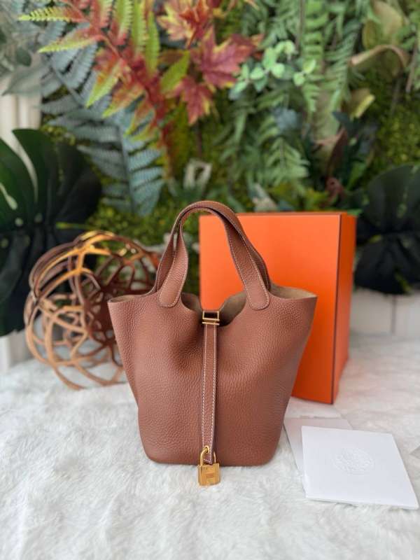 Hermes picotin 18
