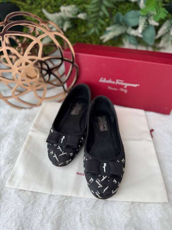 Ferragamo flap shoes