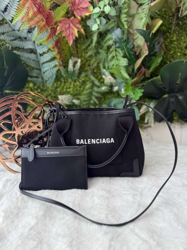 Balenciaga xs cabas tote bag