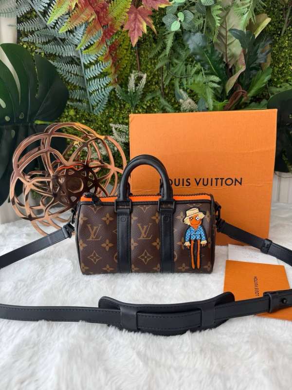 Lv keepall xs