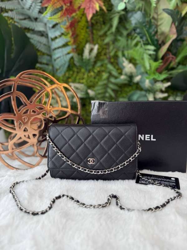 Chanel woc