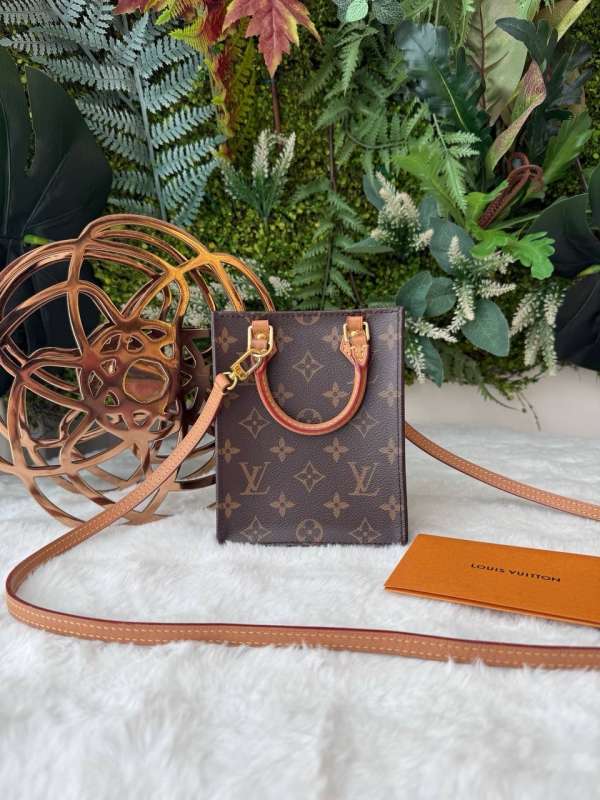 Lv petit sac plat